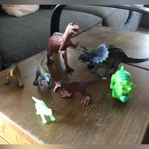2/$10 Lot Vinyl Toy Dinosaurs Plastic Tyrannosaurus Rex Triceratops Dinos Toys